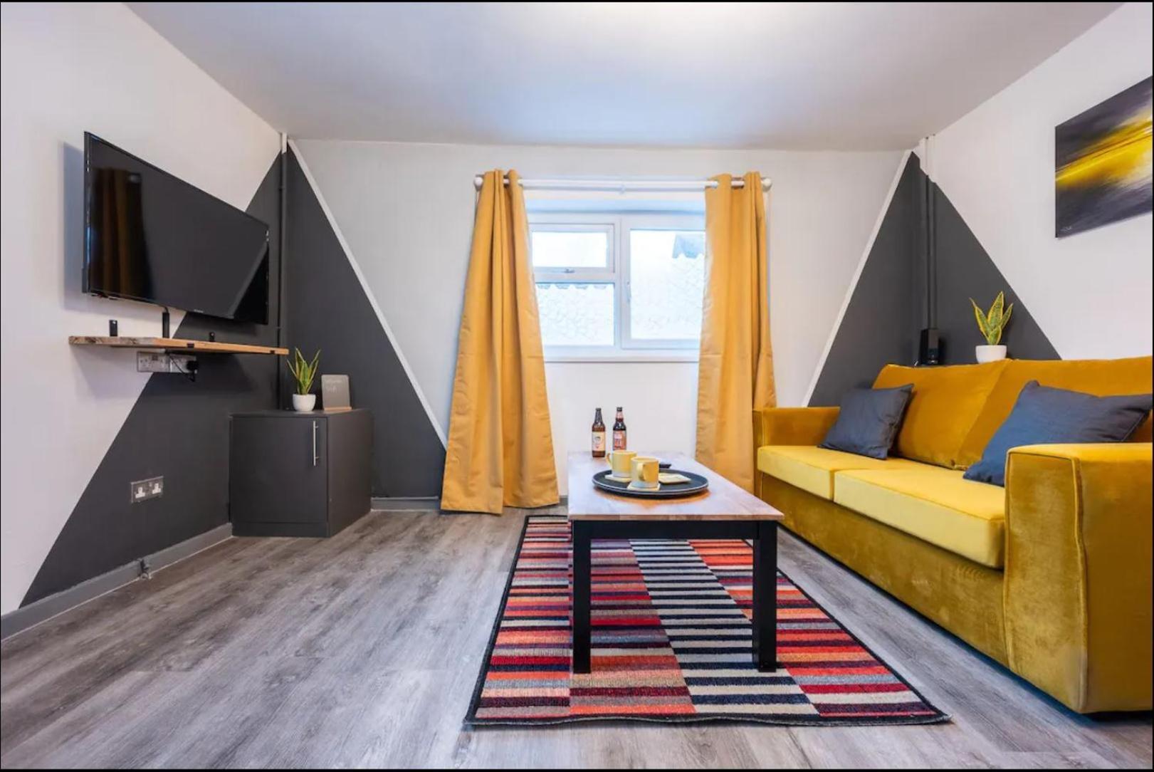 Stunning One Bedroom Apartments Near Shops & Central Cardiff Extérieur photo